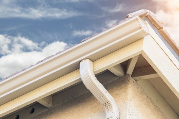 Seamless Gutter Replacement in Raeford